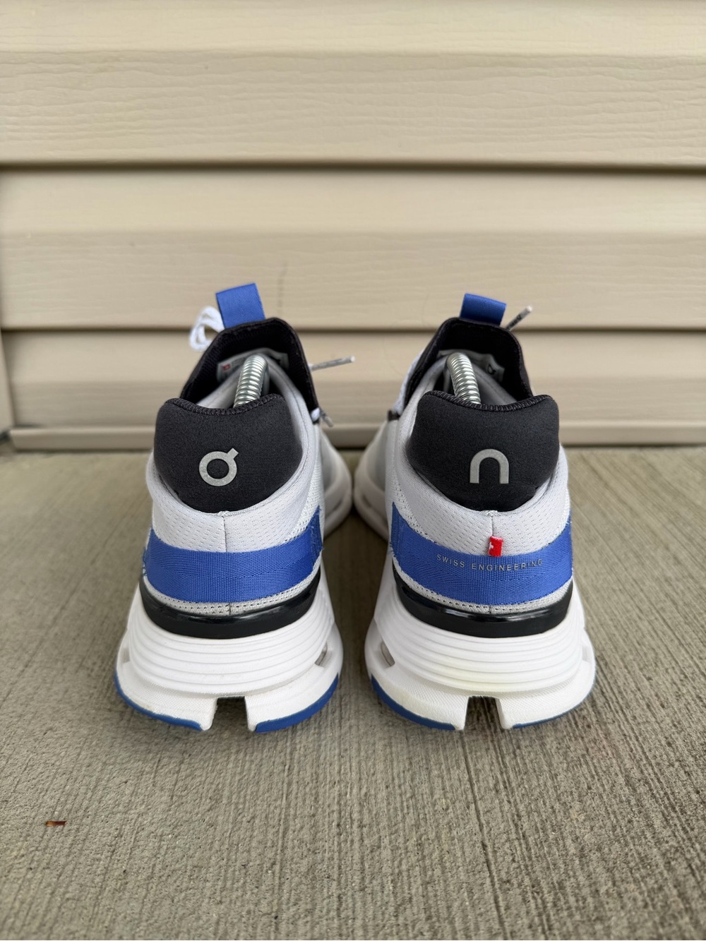 On Cloud Cloudnova White Cobalt Running Shoes Womens Size 10 White Blue 26.98983 - Picture 9 of 12